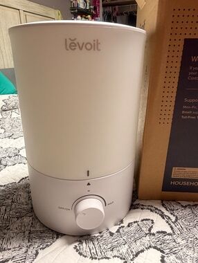 Levoit Ultrasonic Cool Mist Humidifier 2-in-1 with Aromatherapy, 3L Water Tank